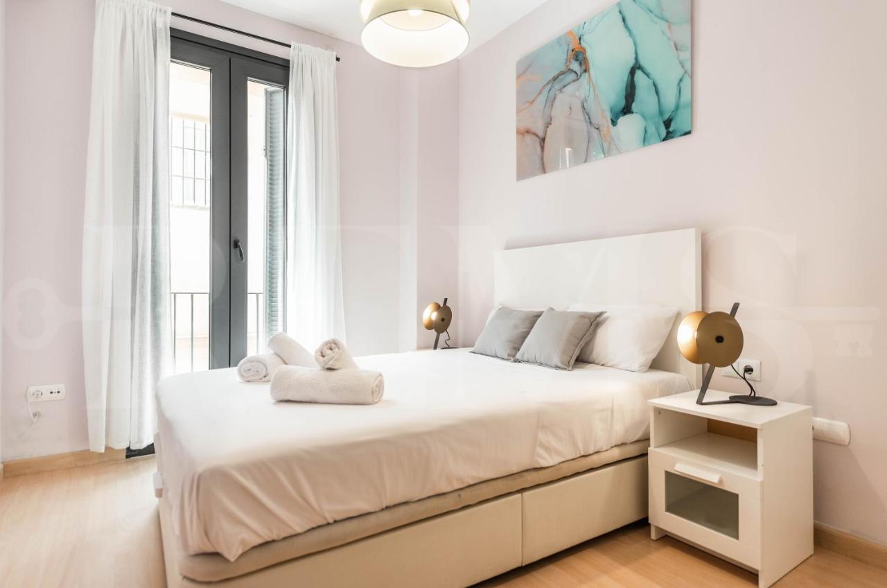 Inviting Apartment In The Heart Of Malaga By Rems Exteriér fotografie